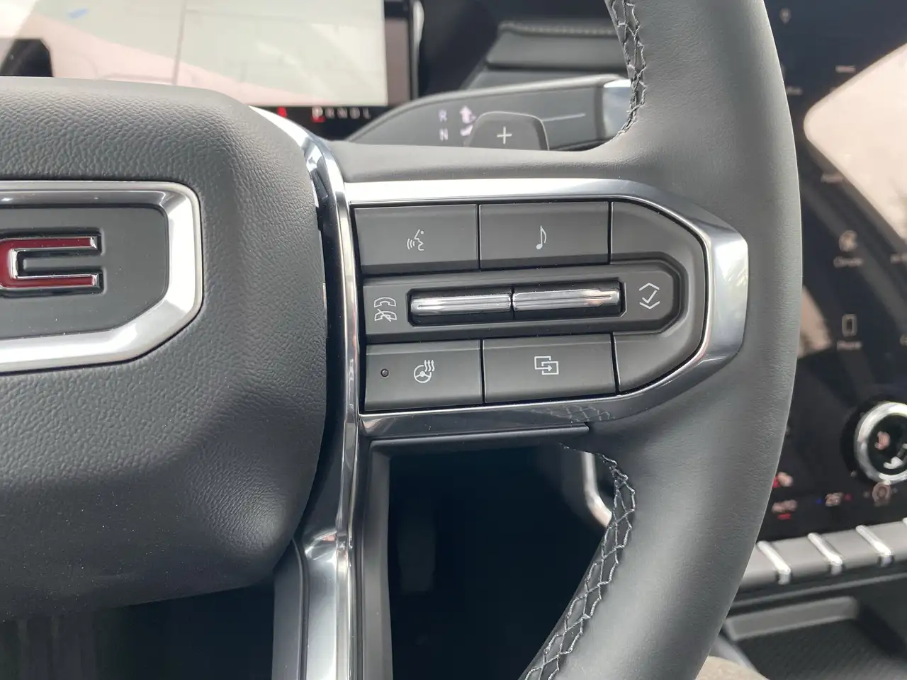 GMC Acadia снимка GMC Acadia