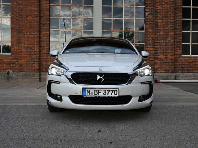 DS Automobiles DS 5 DS5 2.0 BlueHDi 181 PS