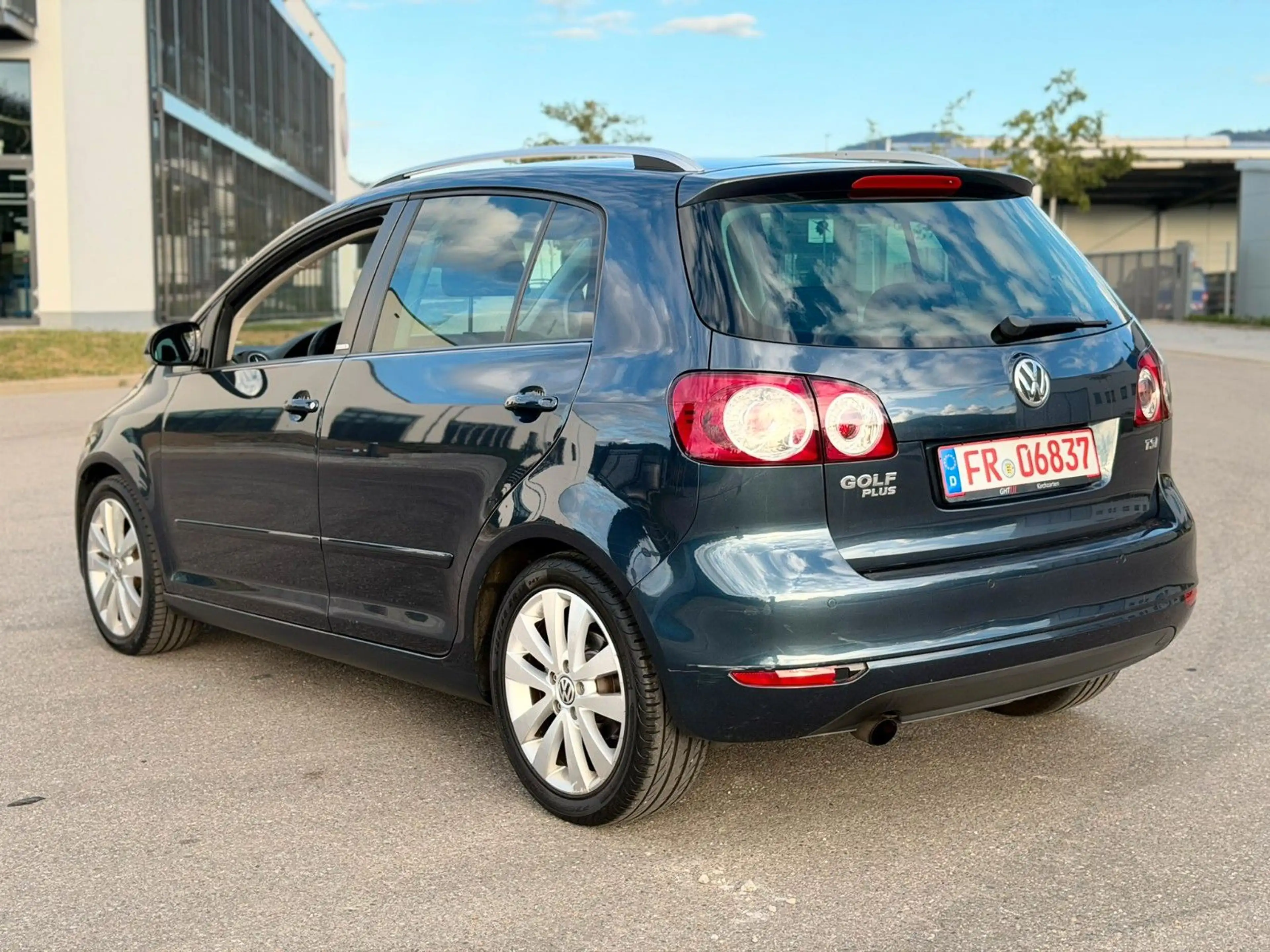 Volkswagen Golf Plus VI Style 1.2TSI PDC SHZ Schiebedach — photo 6