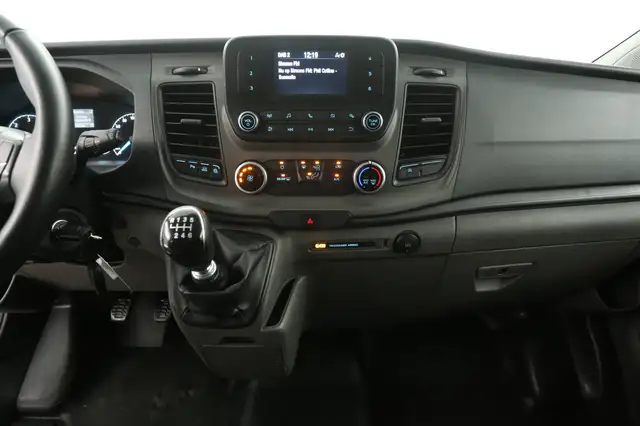 Ford Transit Custom view 12