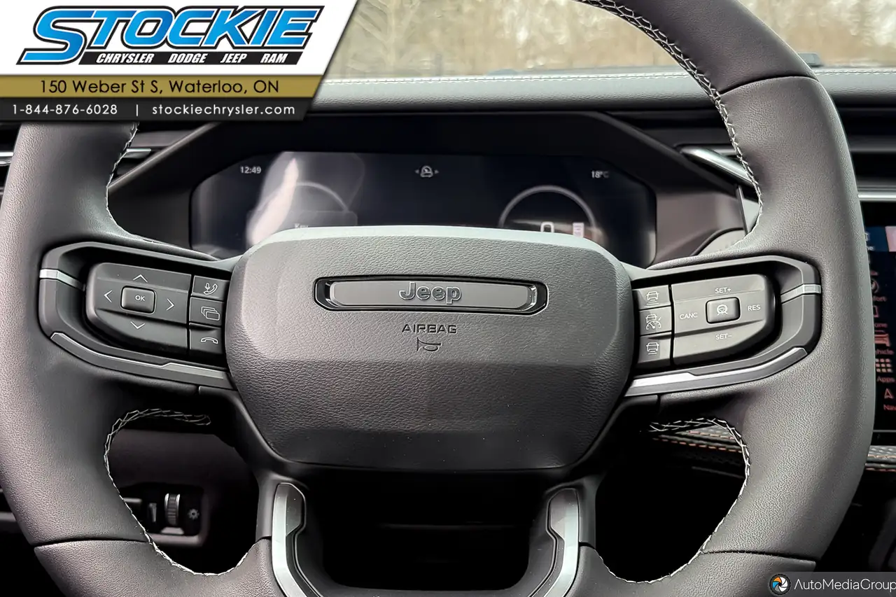 Jeep Cherokee снимка Jeep Cherokee