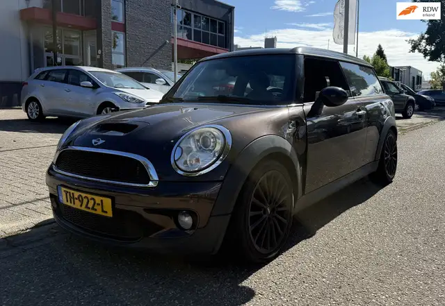 MINI Cooper S Clubman Mini 1.6 Chili Airco Cruise Pano Motor loopt niet