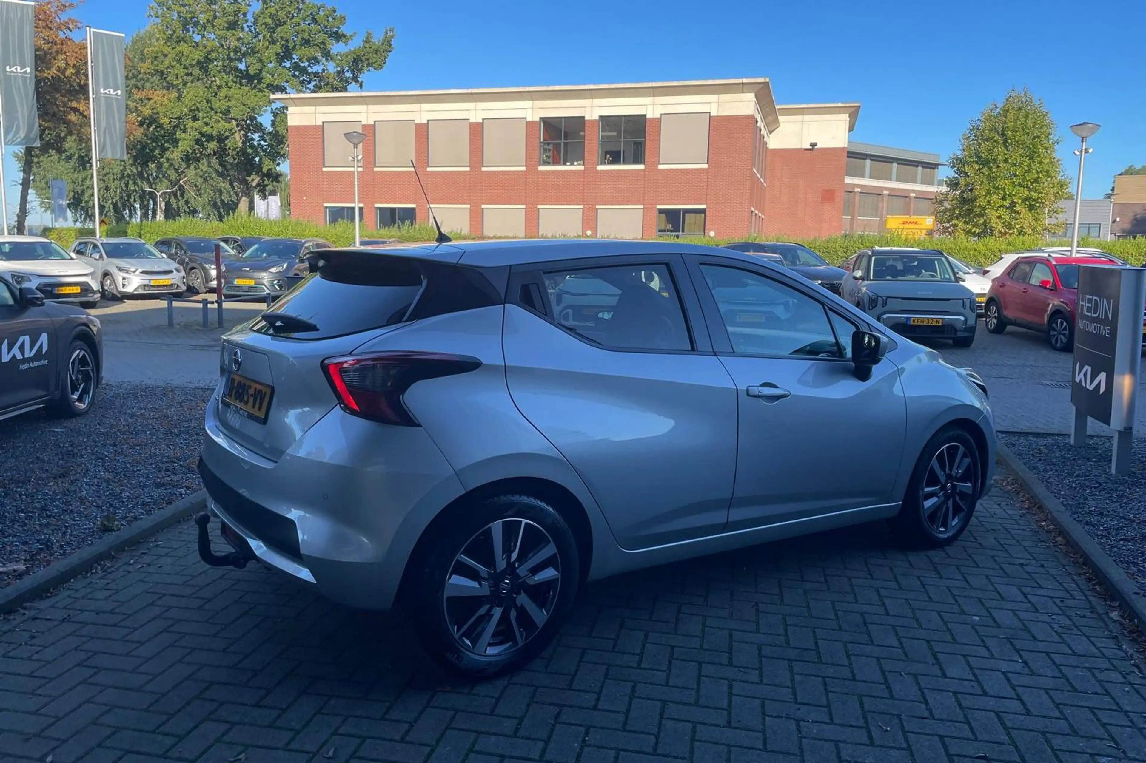 Nissan Micra 1.0 IG-T Tekna — photo 4