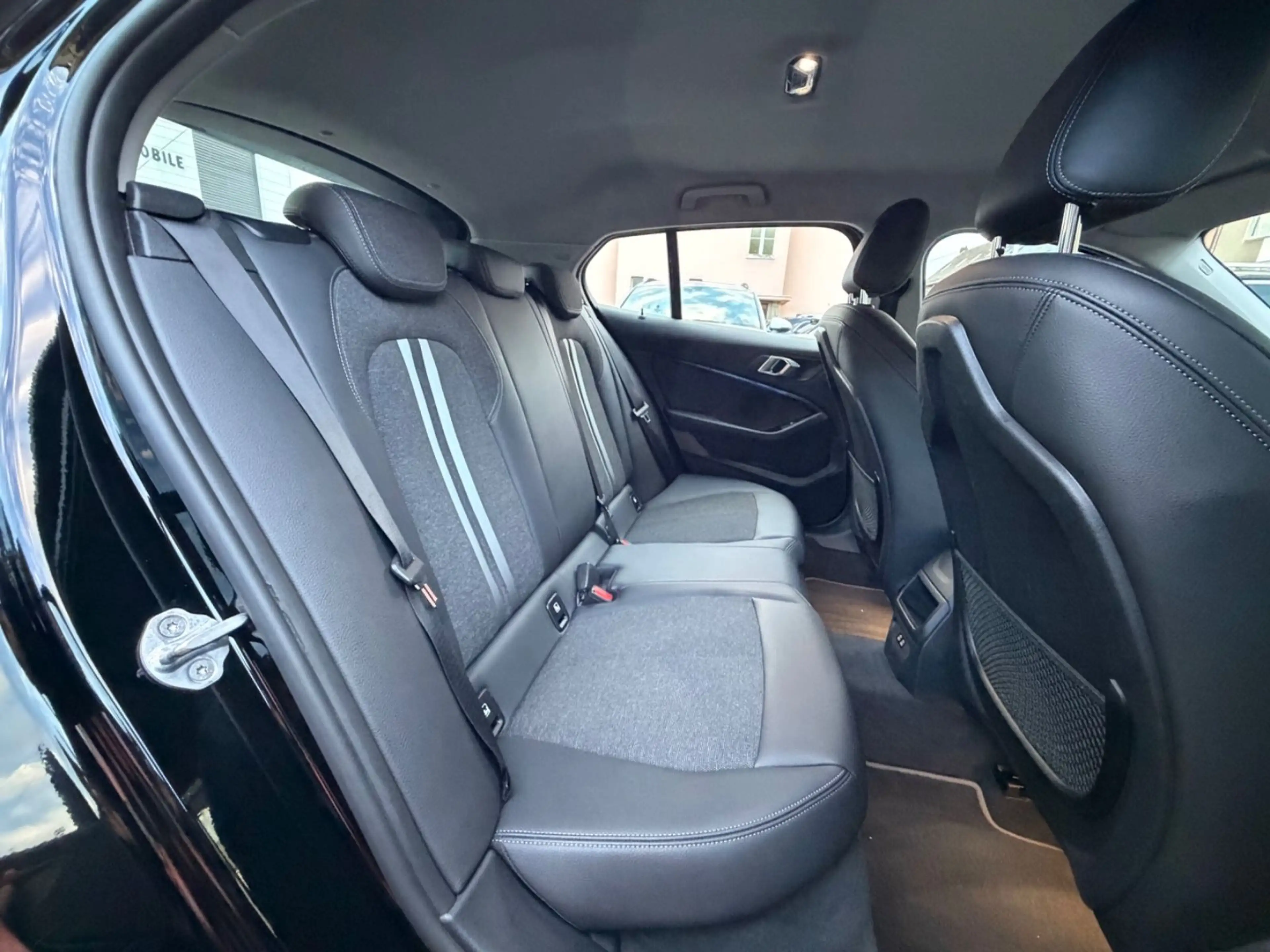 BMW 118 d M Sport Line Limousine*NAVI*TEMPO*HUD*LED — photo 18