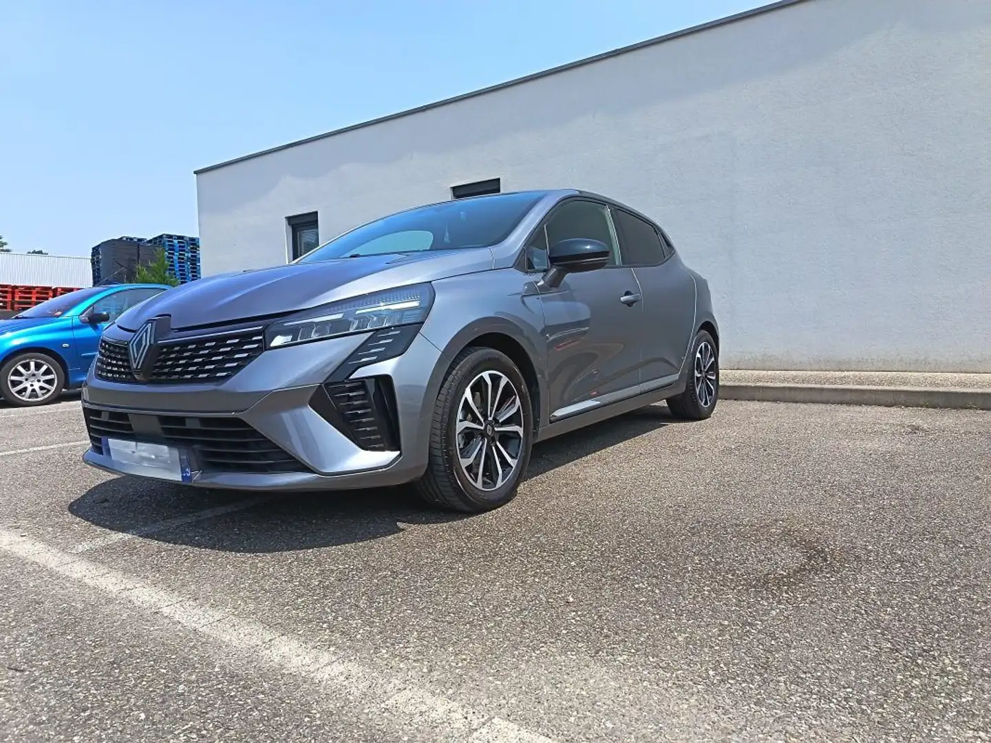 Renault Clio 1.6i - 145 E-Tech Hybride Gris - 2