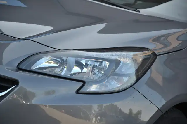 Opel Corsa view 5