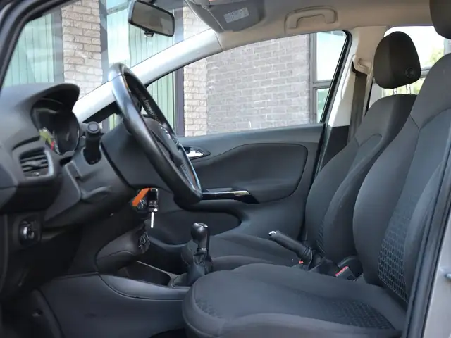 Opel Corsa view 8