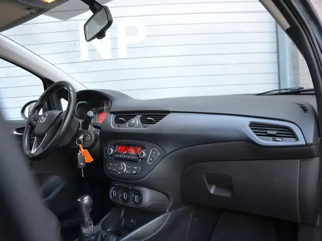 Opel Corsa view 11