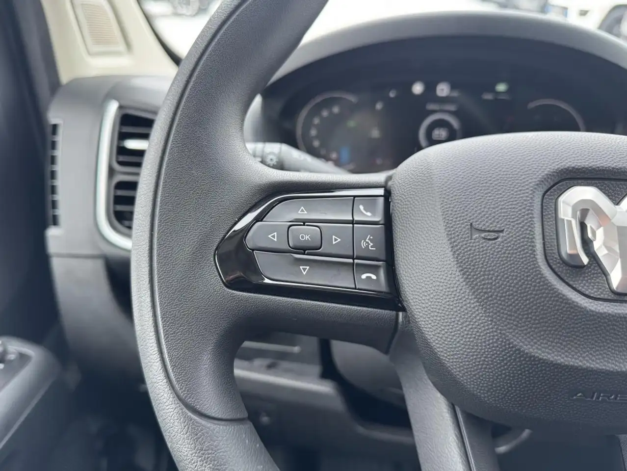 RAM ProMaster 3500 снимка RAM ProMaster 3500