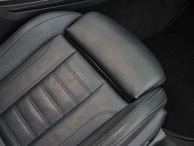 BMW X4 view 11