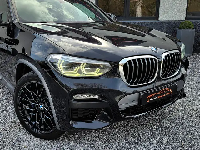 BMW X4 view 6
