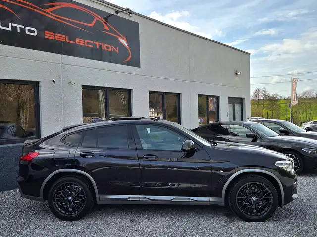 BMW X4 view 5