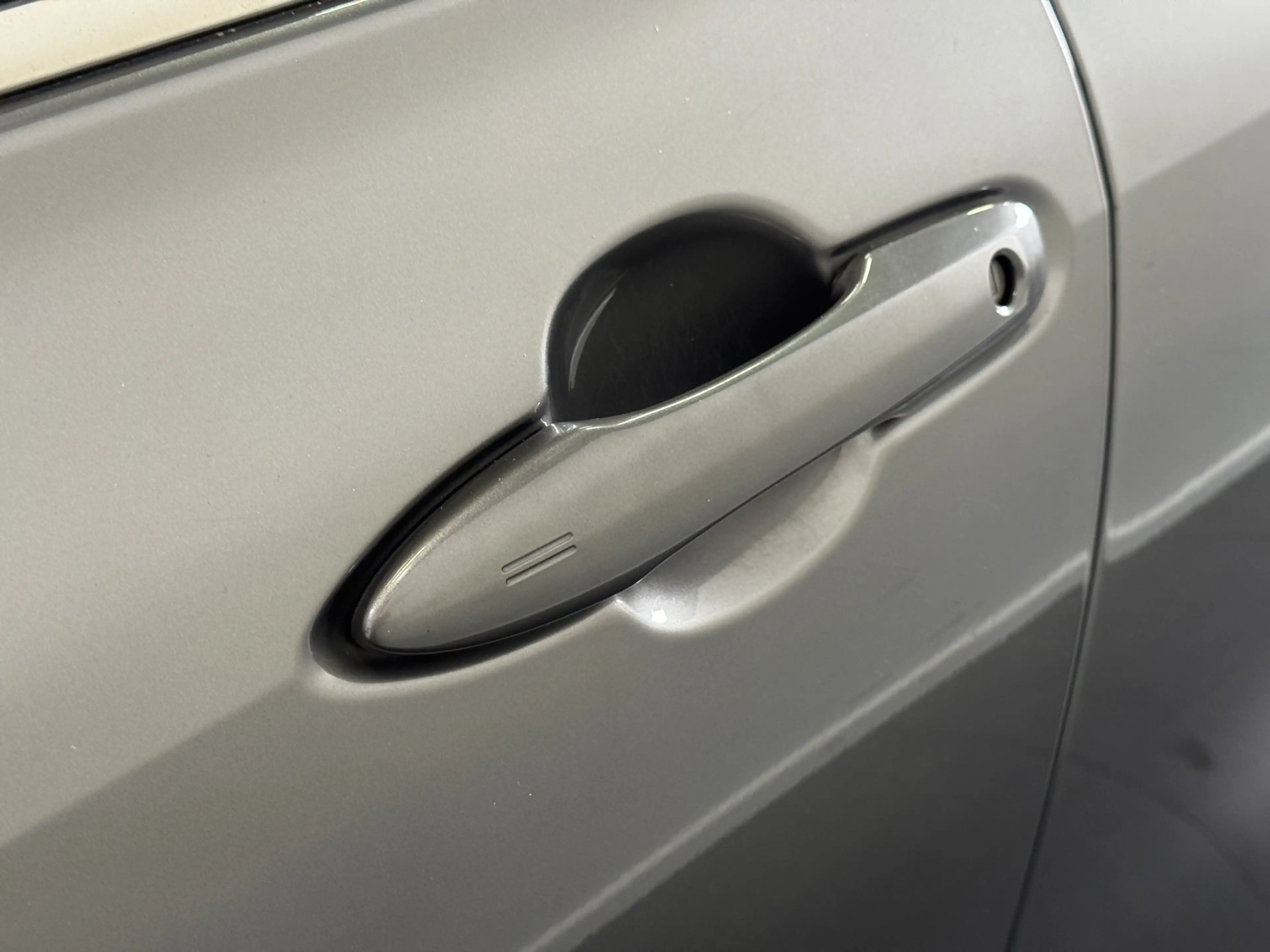 Toyota Mirai Prestige gereserveerd Sep — photo 8