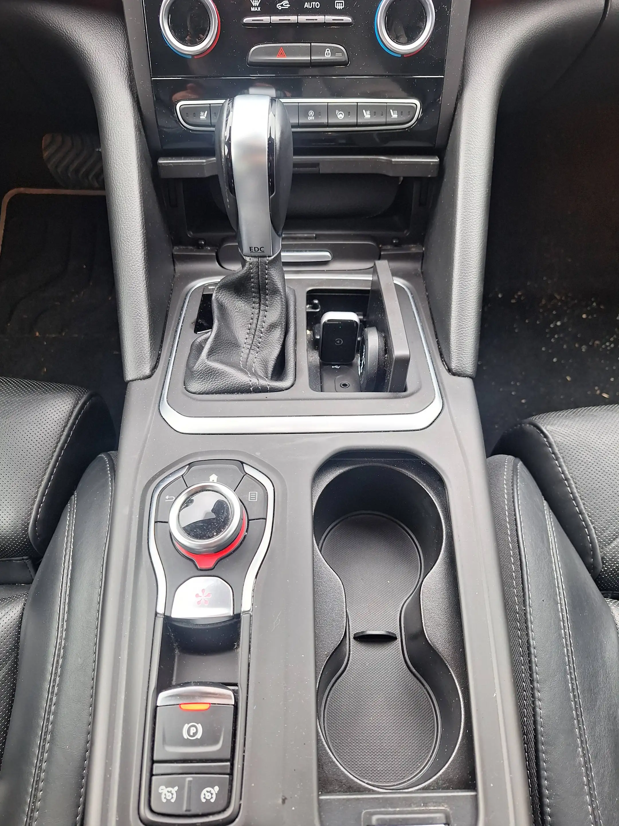 Renault Talisman Initiale Paris — photo 10
