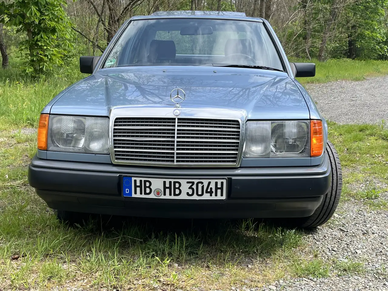 Mercedes-Benz E 230