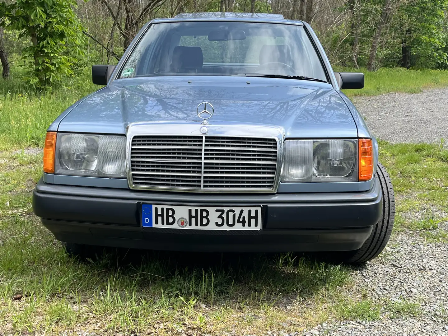 Mercedes-Benz E 230 1 Vorbesitzer, Automatik, scheckheft, 128 tkm - 1