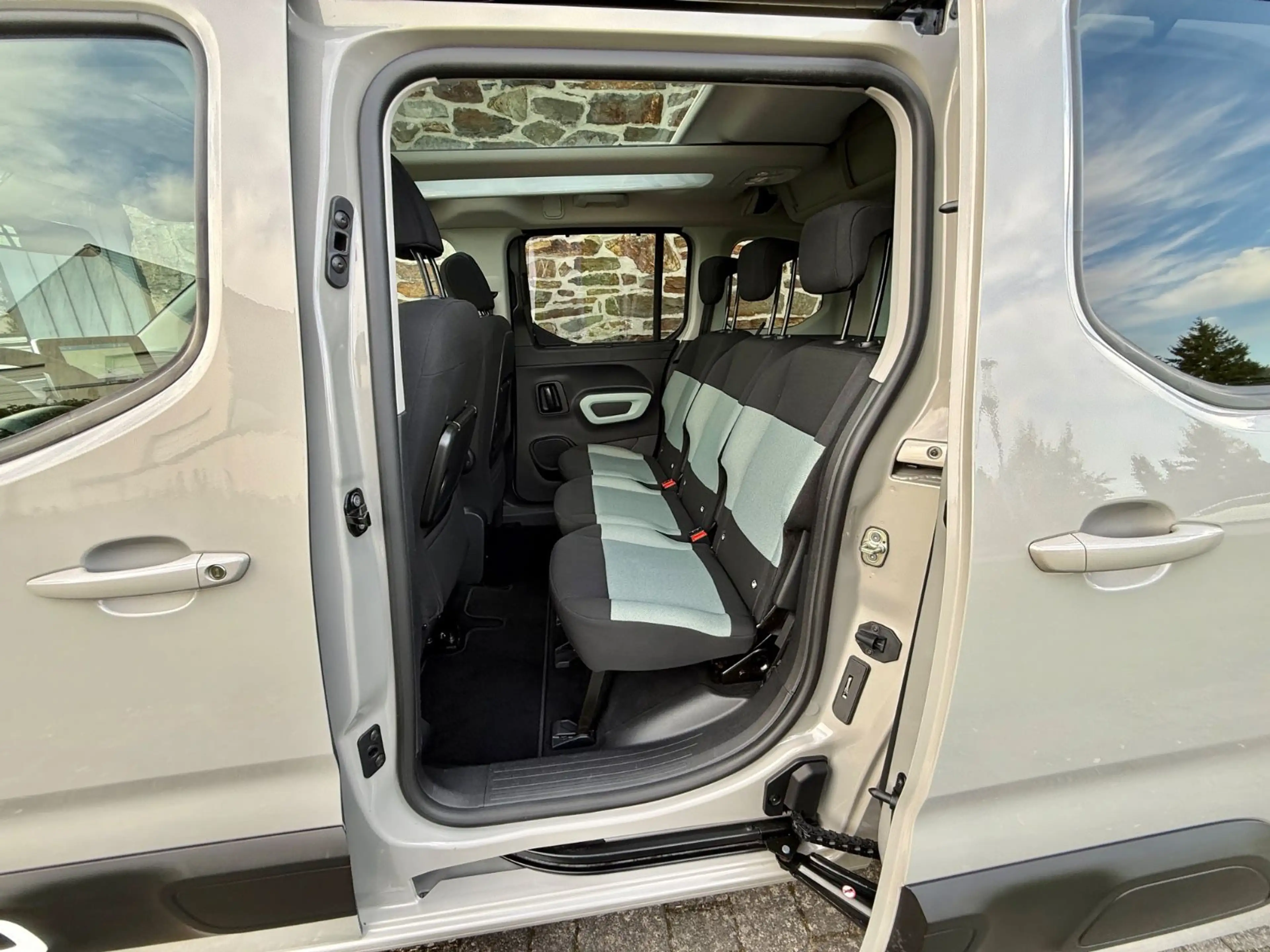 Citroen Berlingo Shine M 1-Hand — photo 8