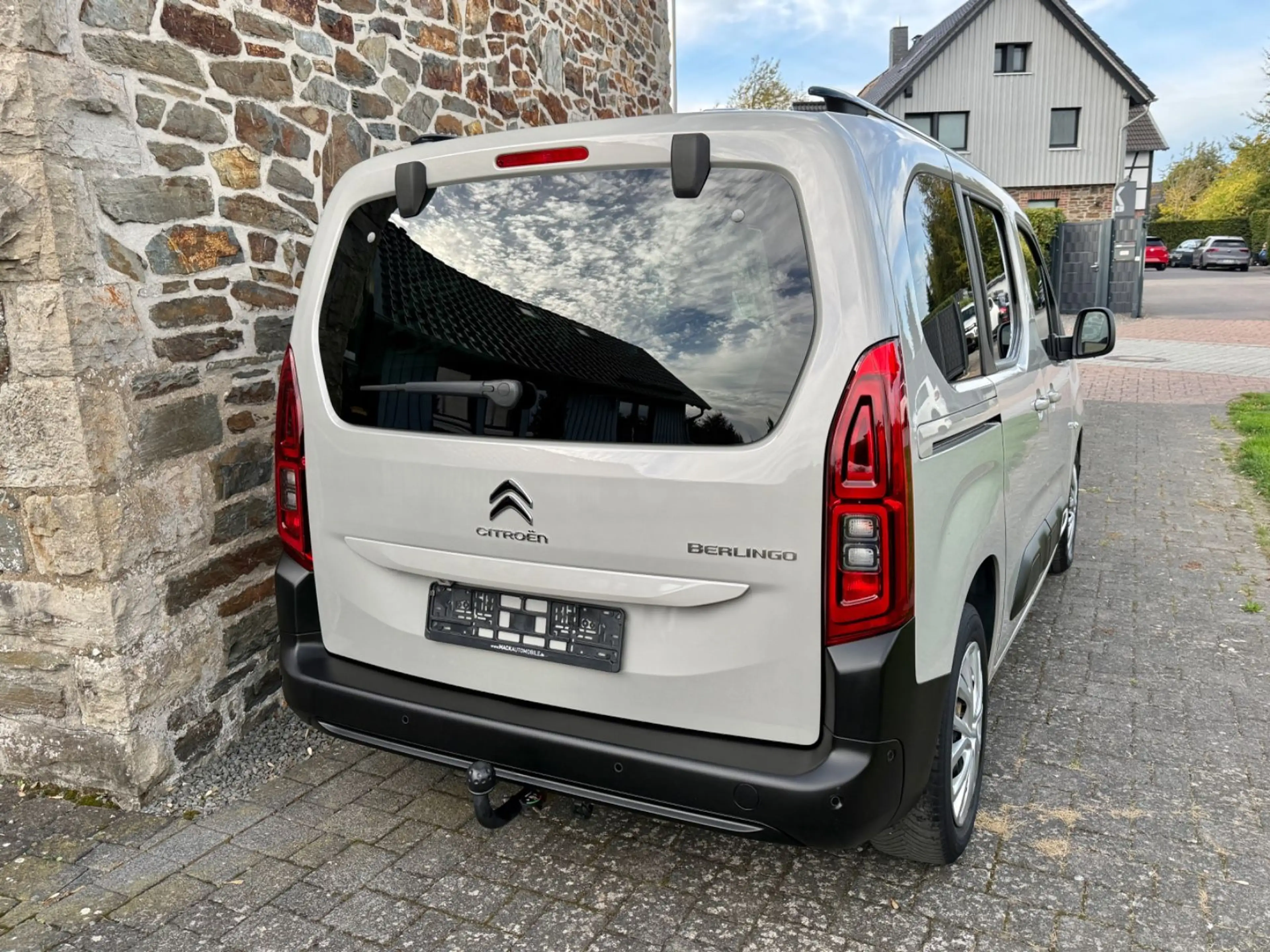 Citroen Berlingo Shine M 1-Hand — photo 7
