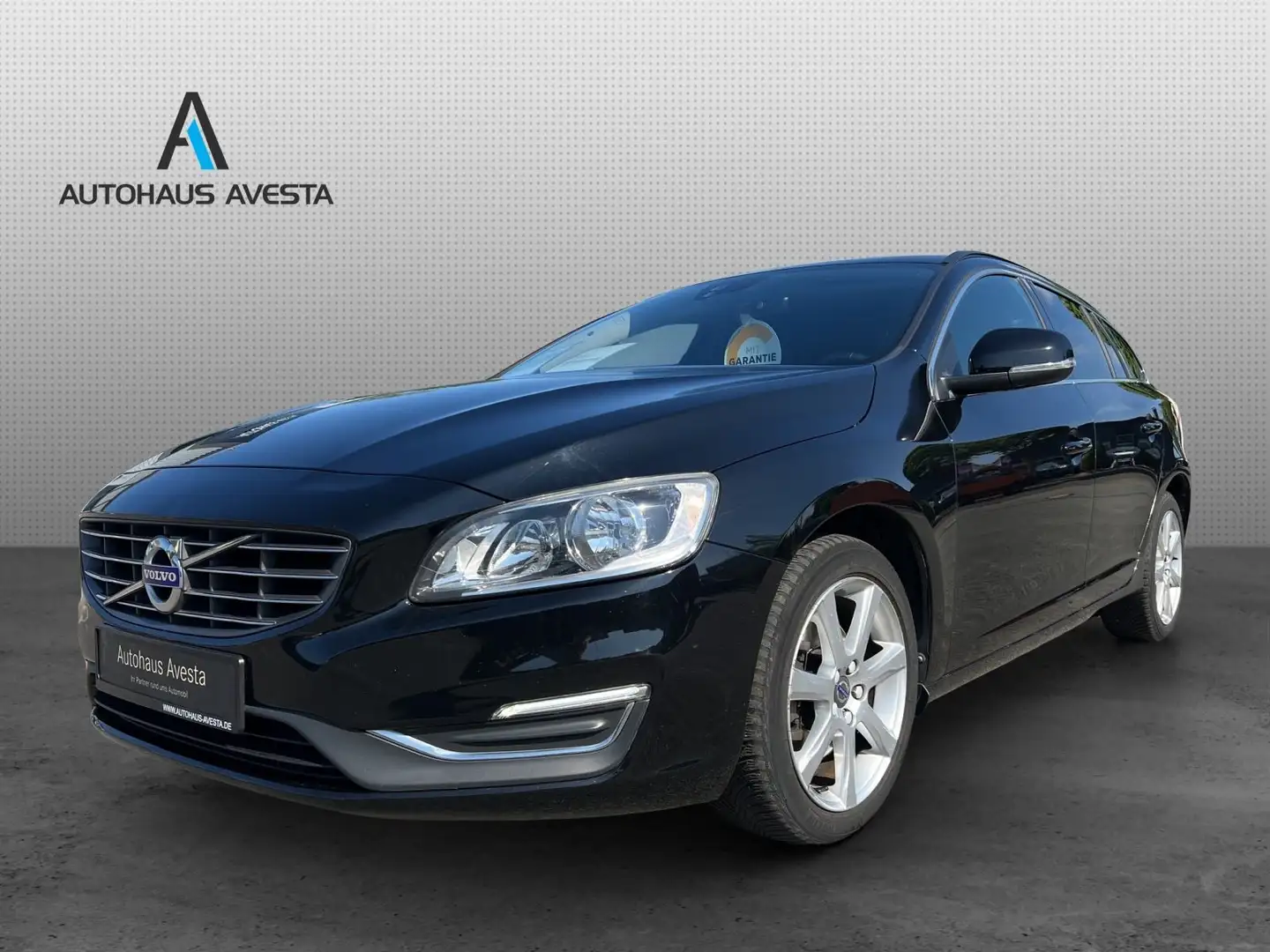 Volvo V60 Kombi Summum/LEDER/AUTOMATIK/NAVI/MEMORY Чорний - 1
