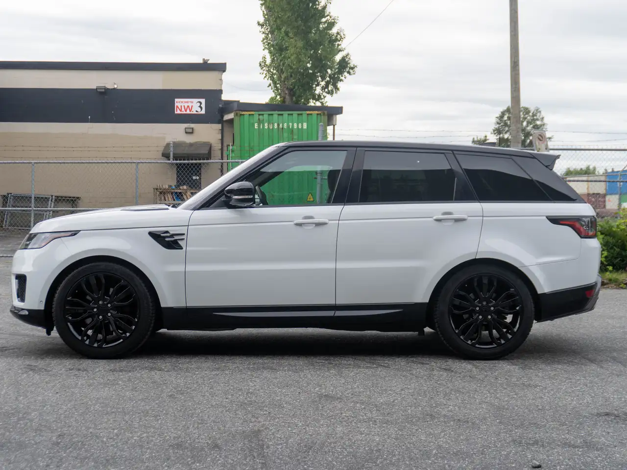 Land Rover Range Rover Sport снимка Land Rover Range Rover Sport