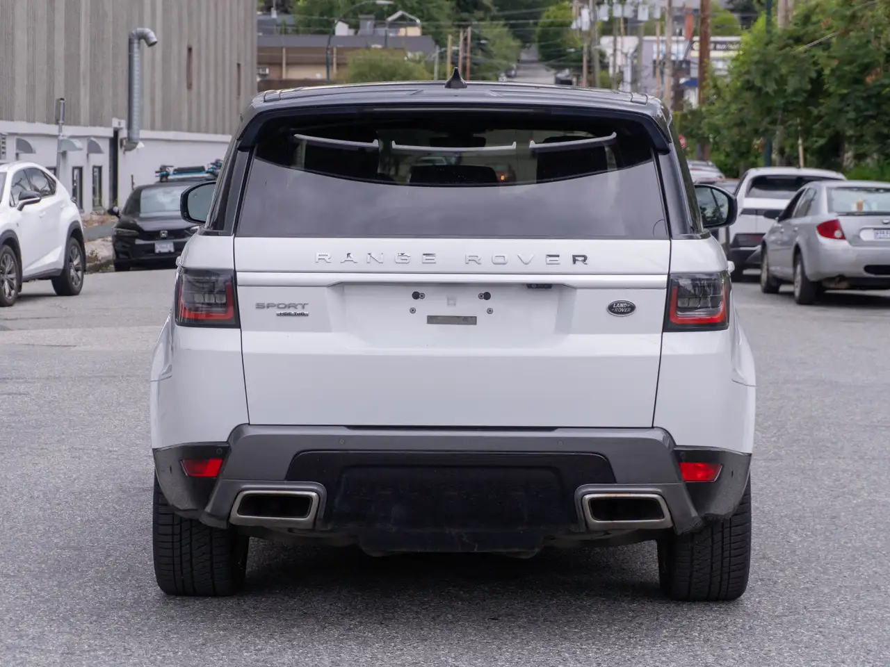 Land Rover Range Rover Sport снимка Land Rover Range Rover Sport