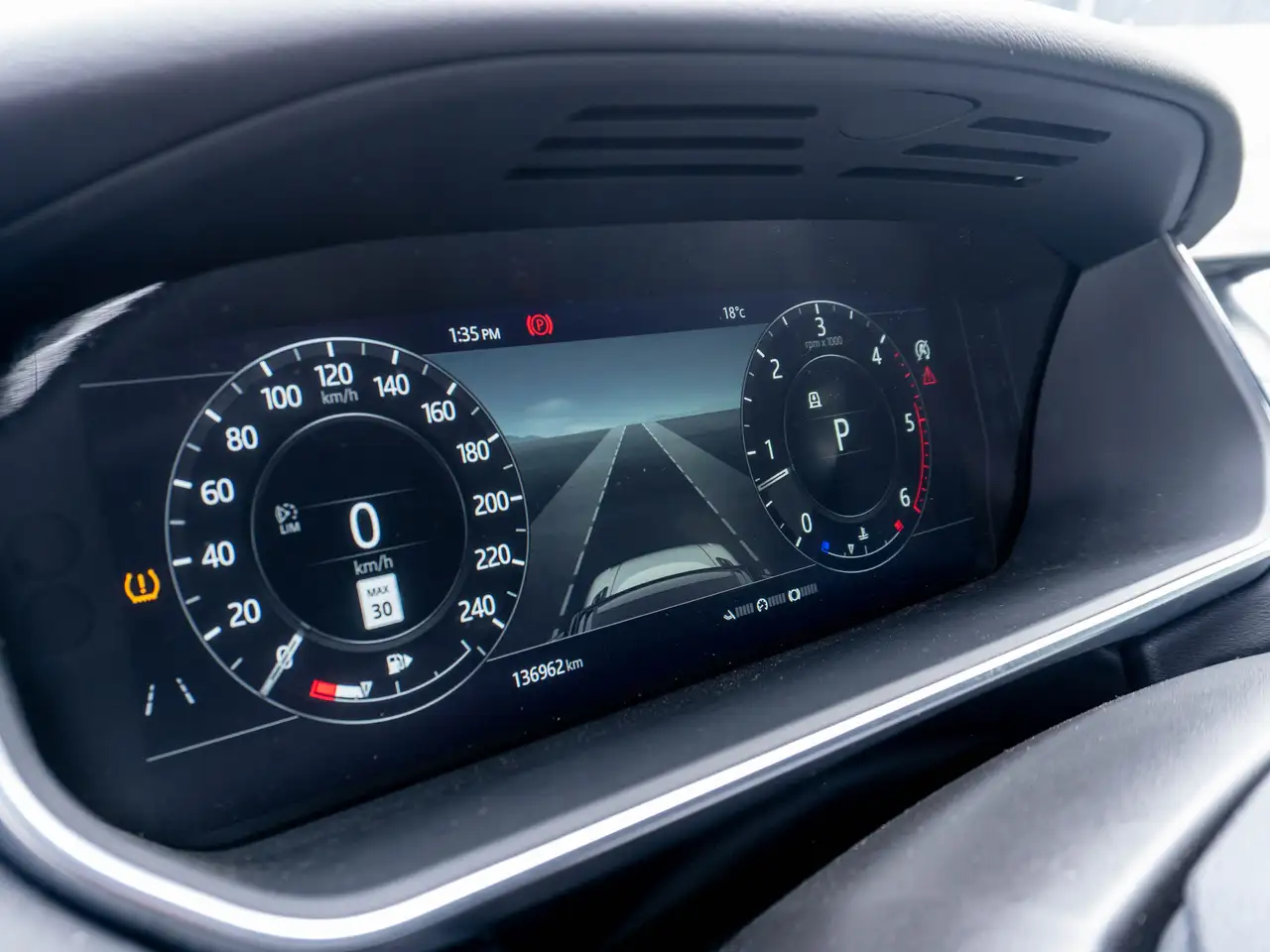 Land Rover Range Rover Sport снимка Land Rover Range Rover Sport