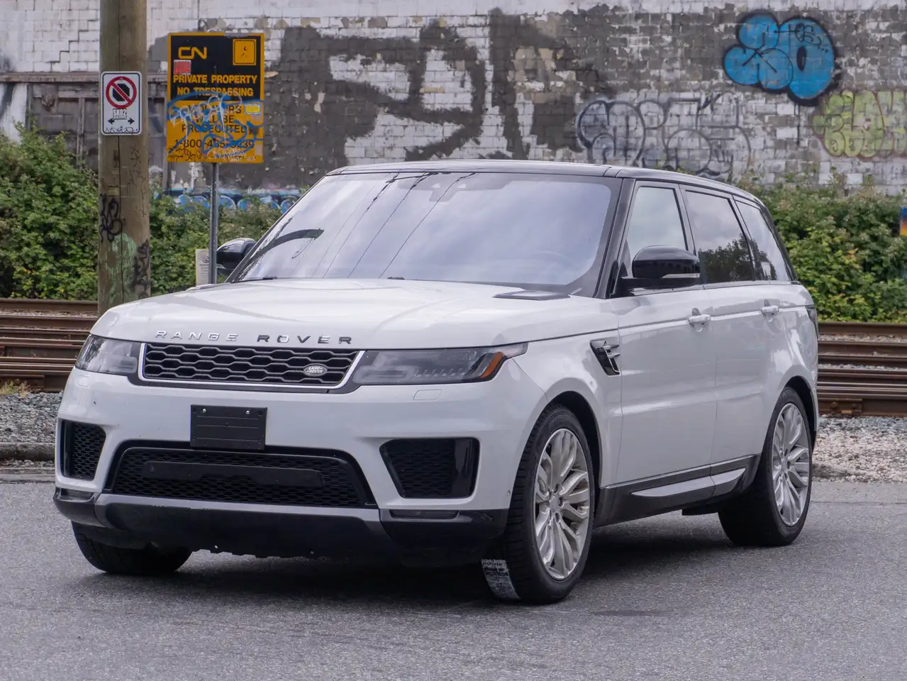 Land Rover Range Rover Sport снимка Land Rover Range Rover Sport