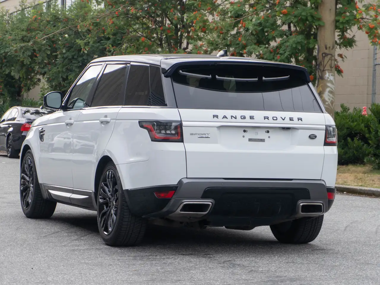 Land Rover Range Rover Sport снимка Land Rover Range Rover Sport