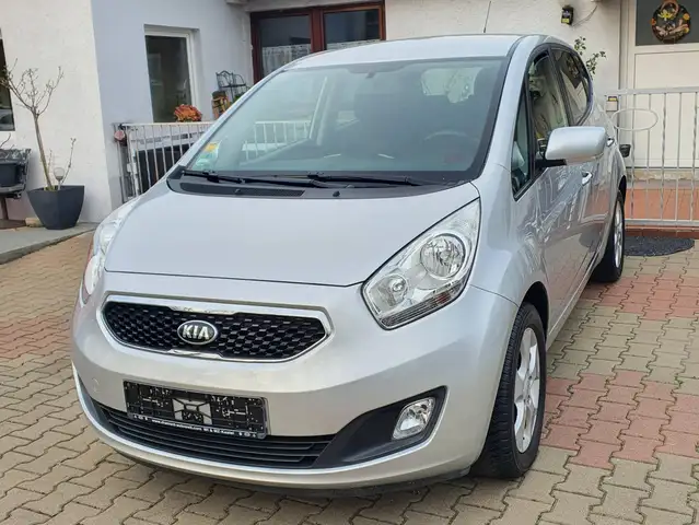 Kia Venga FIFA World Cup Edition