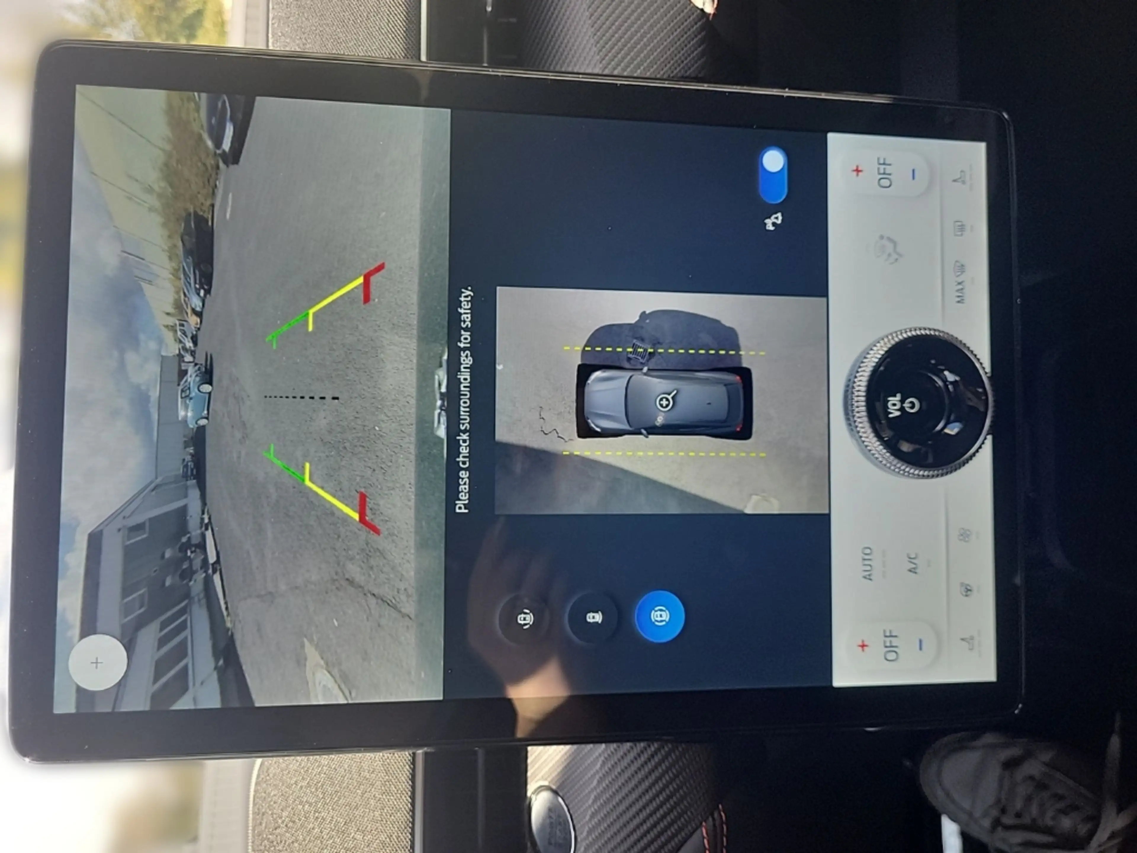 Ford Mustang Mach-E Premium Panorama BlueCruise Navi Digitales Cockpit — photo 11