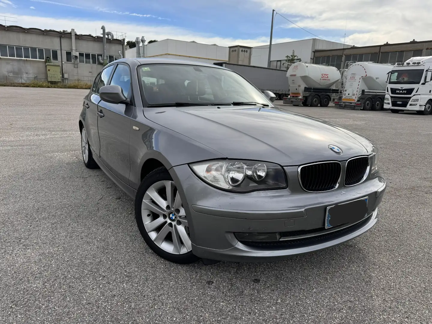BMW 118 118d 5p 2.0 Attiva 143cv dpf - 1