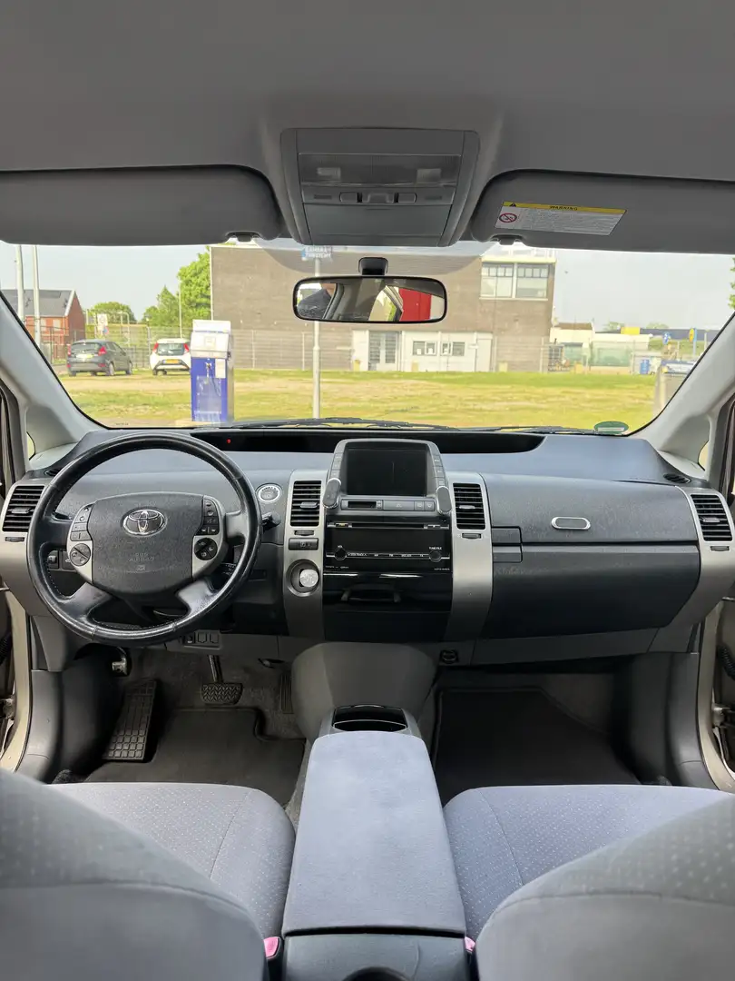 Toyota Prius 1.5 VVT-i Tech Edition Beige - 1