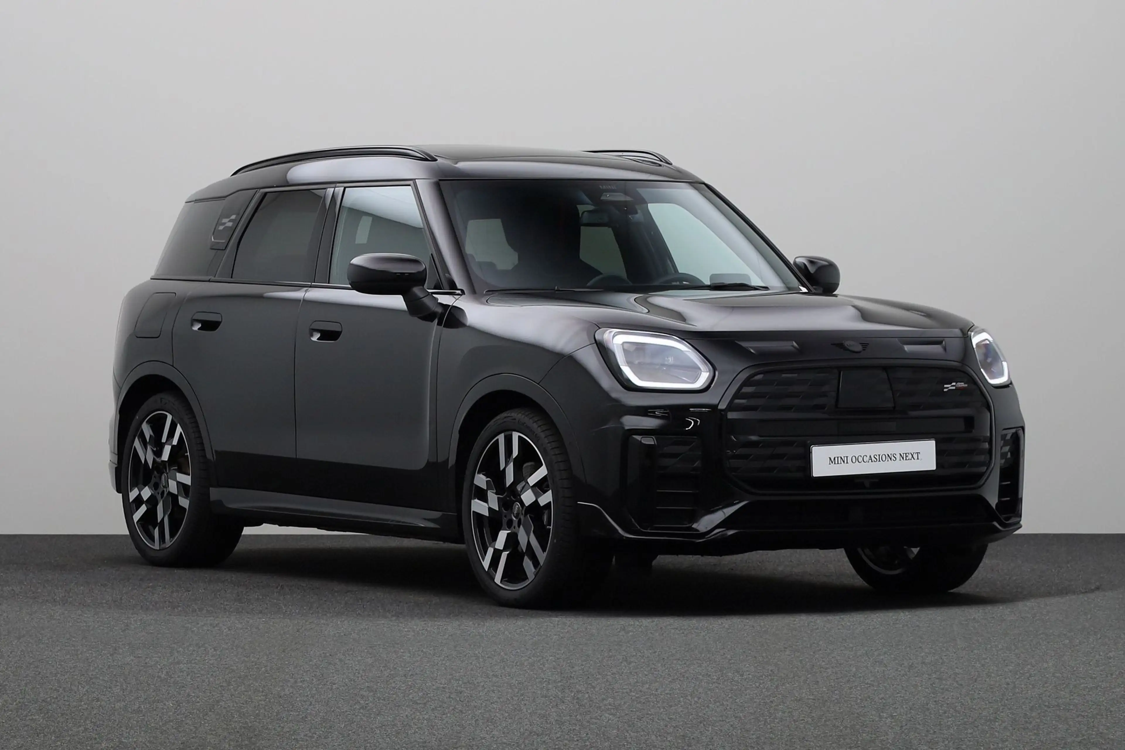 MINI John Cooper Works Countryman E M 66.5 kWh — photo 11