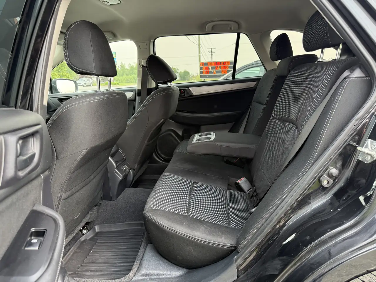 Subaru OUTBACK photo Subaru OUTBACK