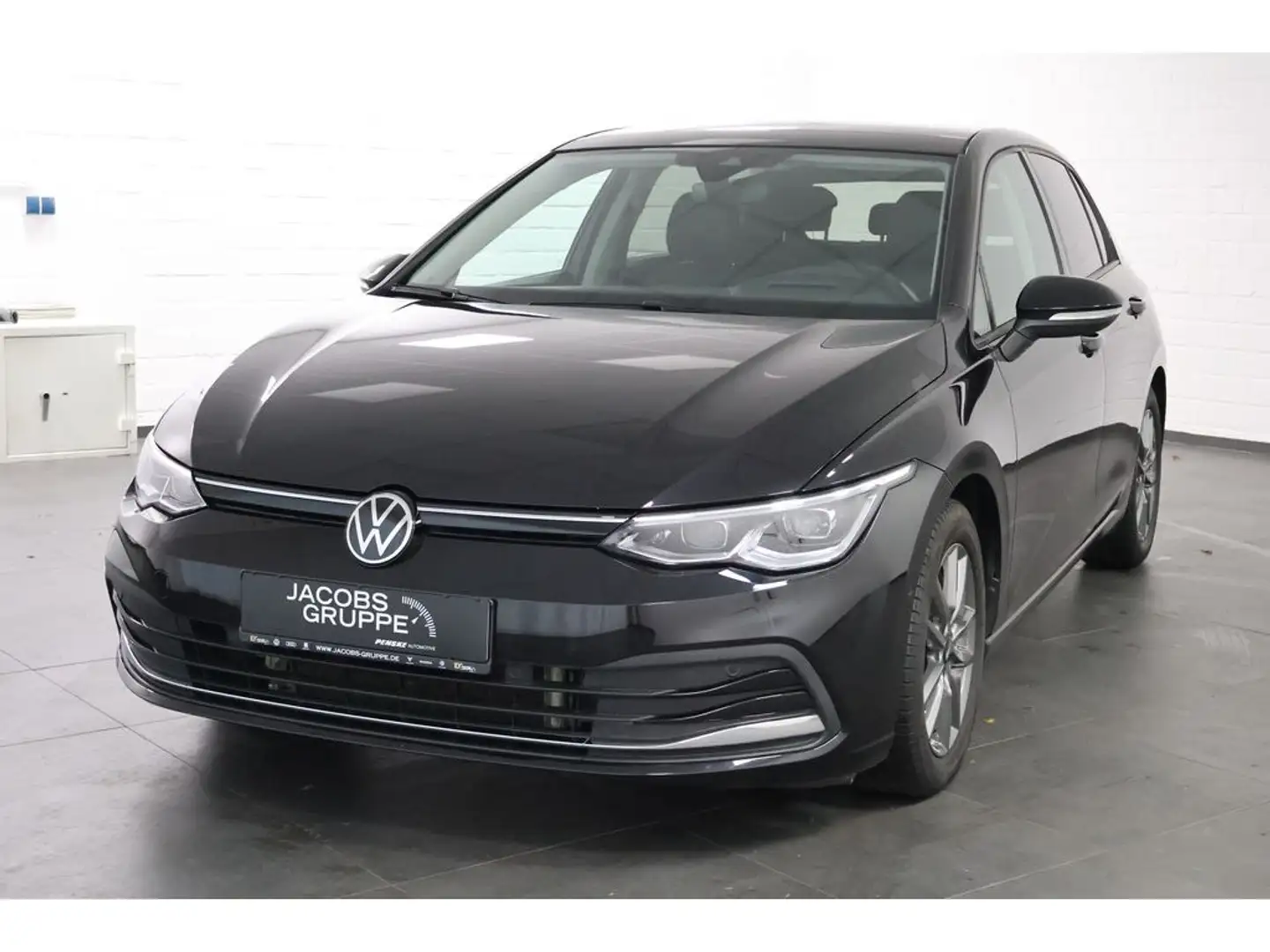 Volkswagen Golf VIII 2.0 TDI Active DSG,Navi,Matrix,RFK Schwarz - 2