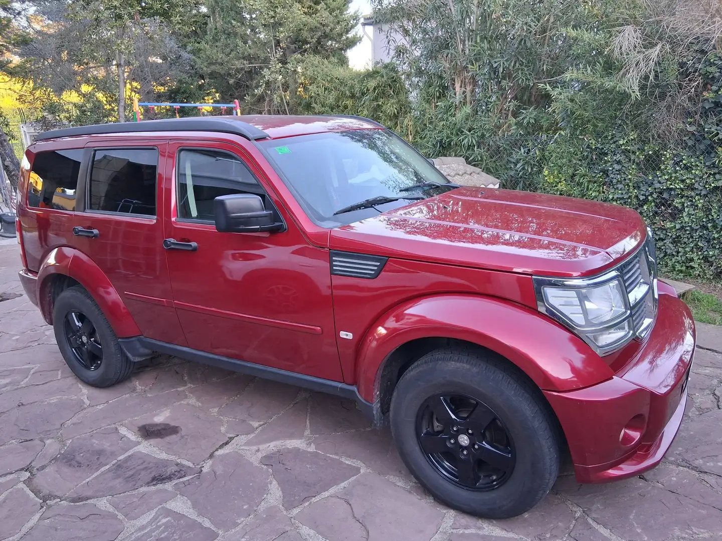 Dodge Nitro Nitro 2.8CRD 4WD SE SE Roşu - 2