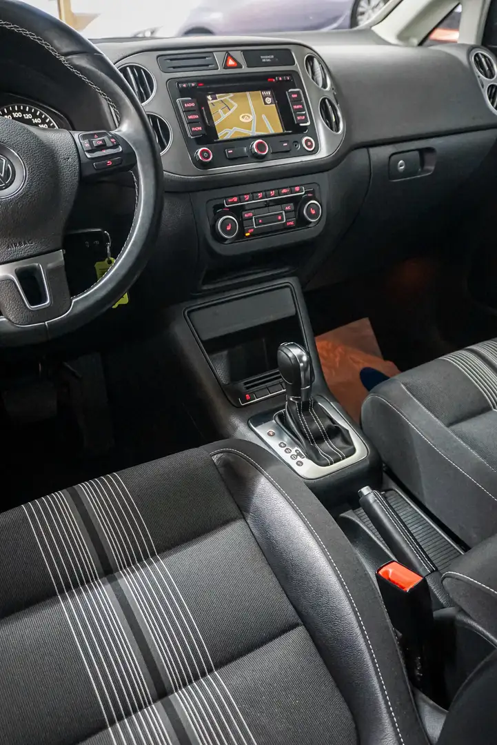Volkswagen Golf Plus 1.4 Automatik 1.Hand Navi PDC Silber - 2