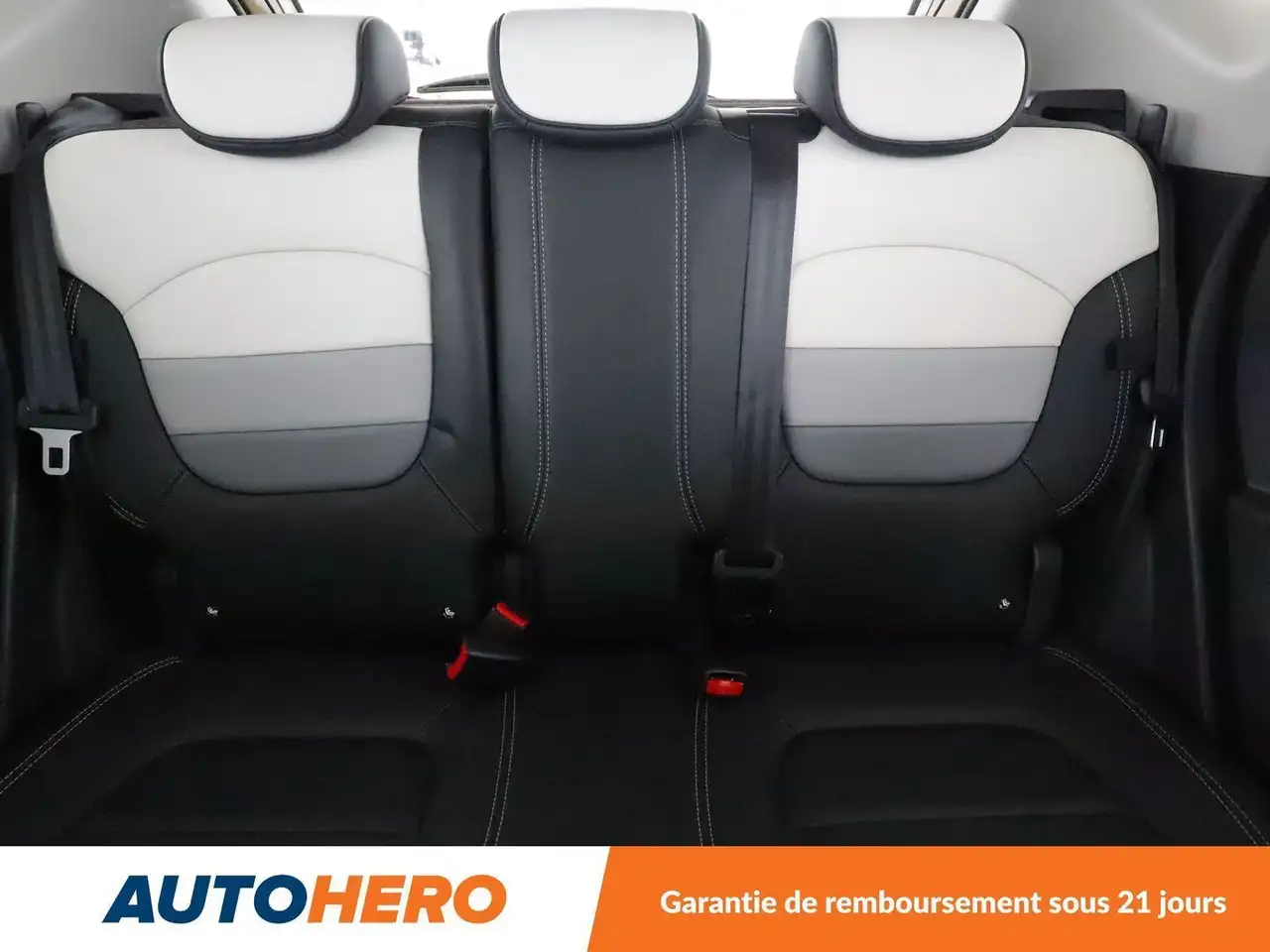 Renault Captur — photo 15