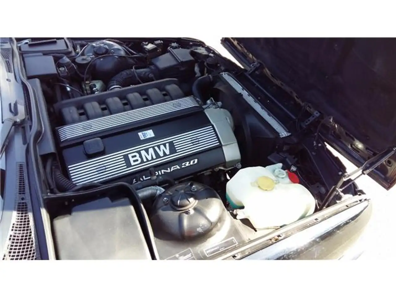Alpina B10 3,0 Allrad (1994) schwarz manuell mit Serviceheft!, foto 2