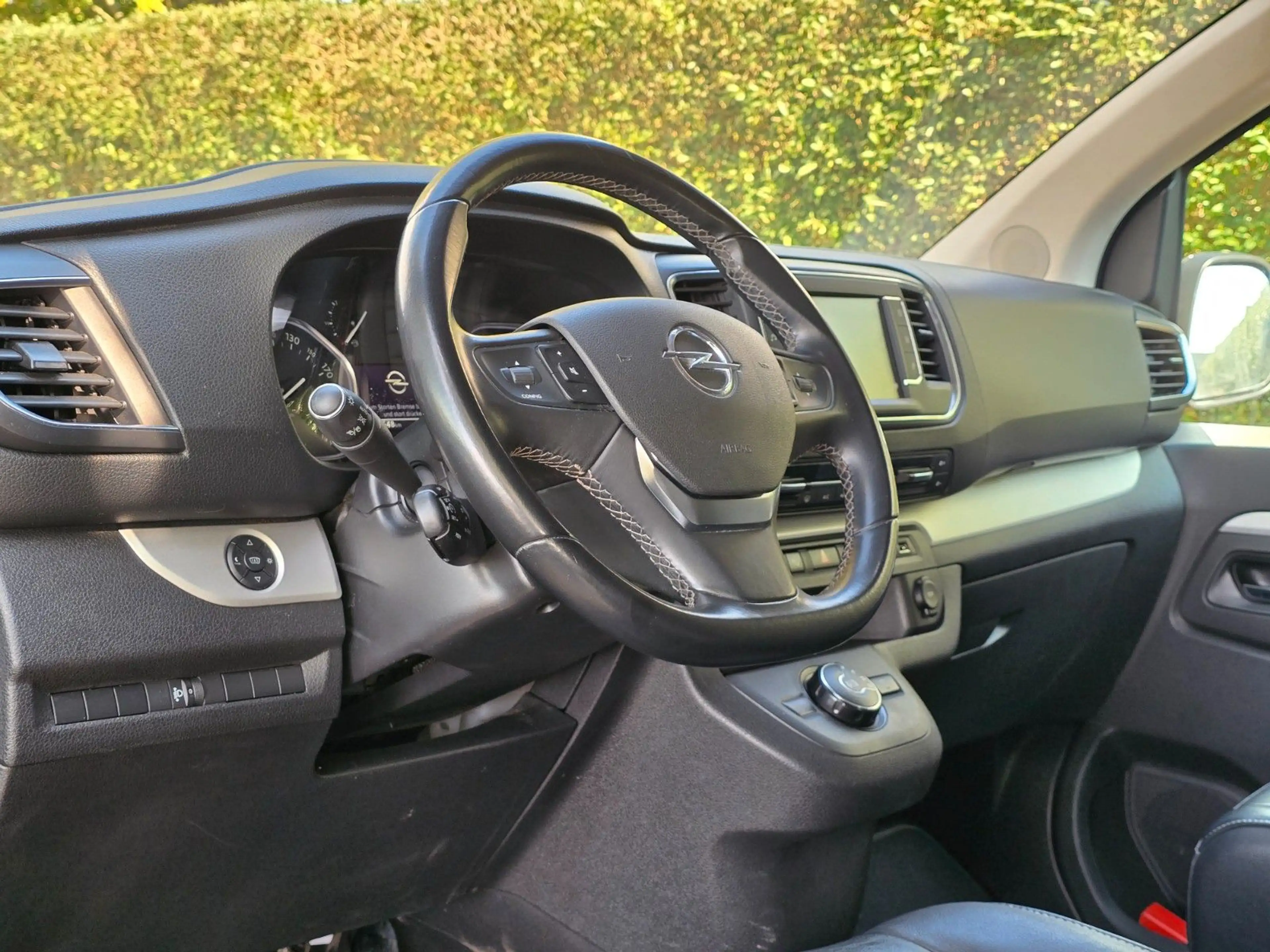 Opel Zafira Life *LEDER*HUD*6-Sitze*Massage*Scheckhef — photo 11