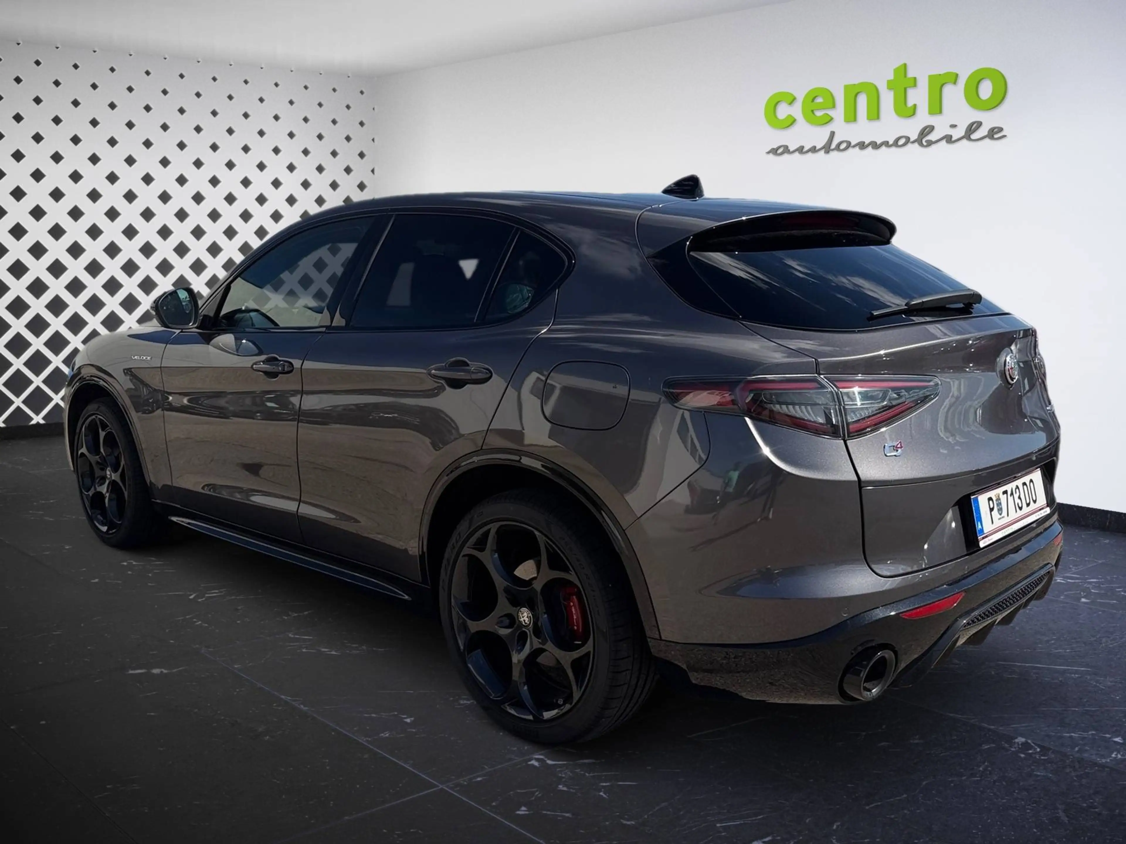 Alfa Romeo Stelvio Veloce 2,0 16V 280 AT8 Q4 Harman Kardon — photo 5