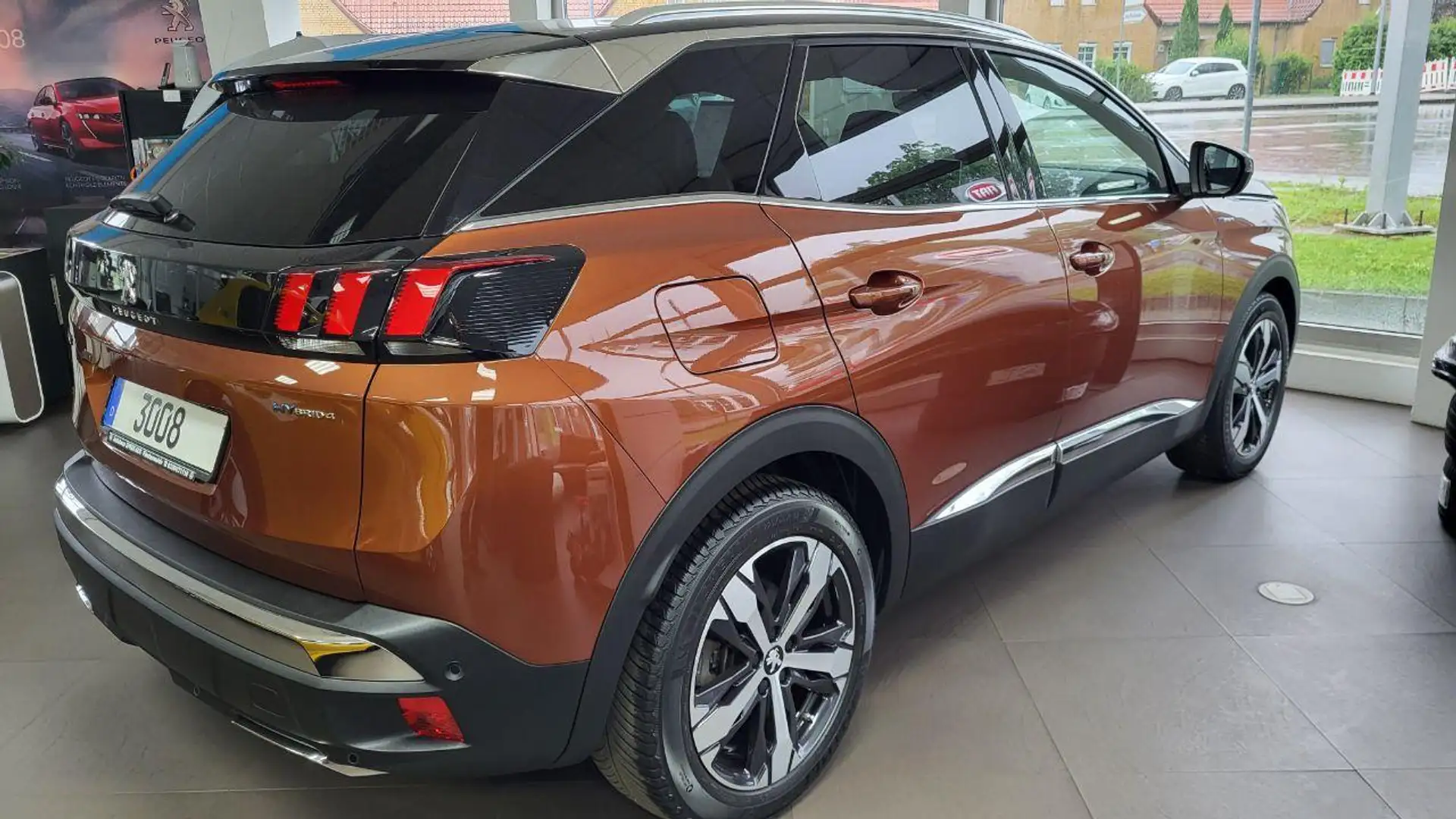 Peugeot 3008 Hybrid4 300 GT Brun - 2
