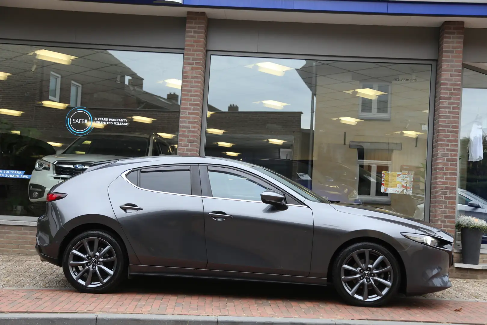 Mazda 3 2.0 e-SkyActiv-G M Hybrid l Luxury Navi HuD ACC BO Gris - 2