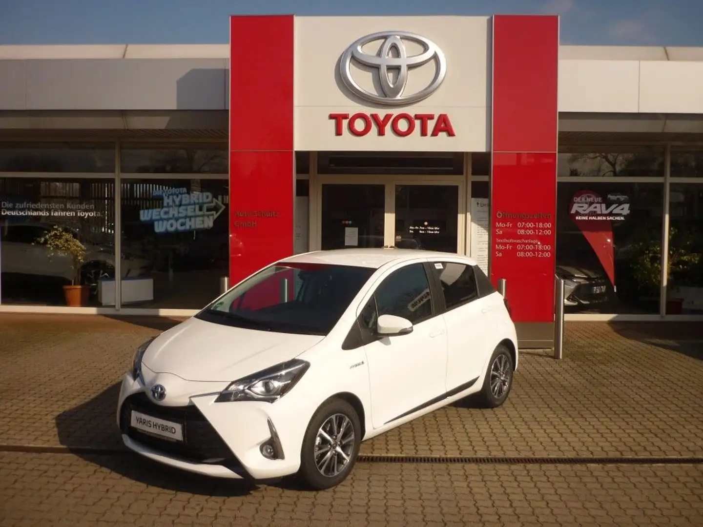 Toyota Yaris 1,5 6-Gang Y20 Team Deutschland - wenig Kilometer Weiß - 1