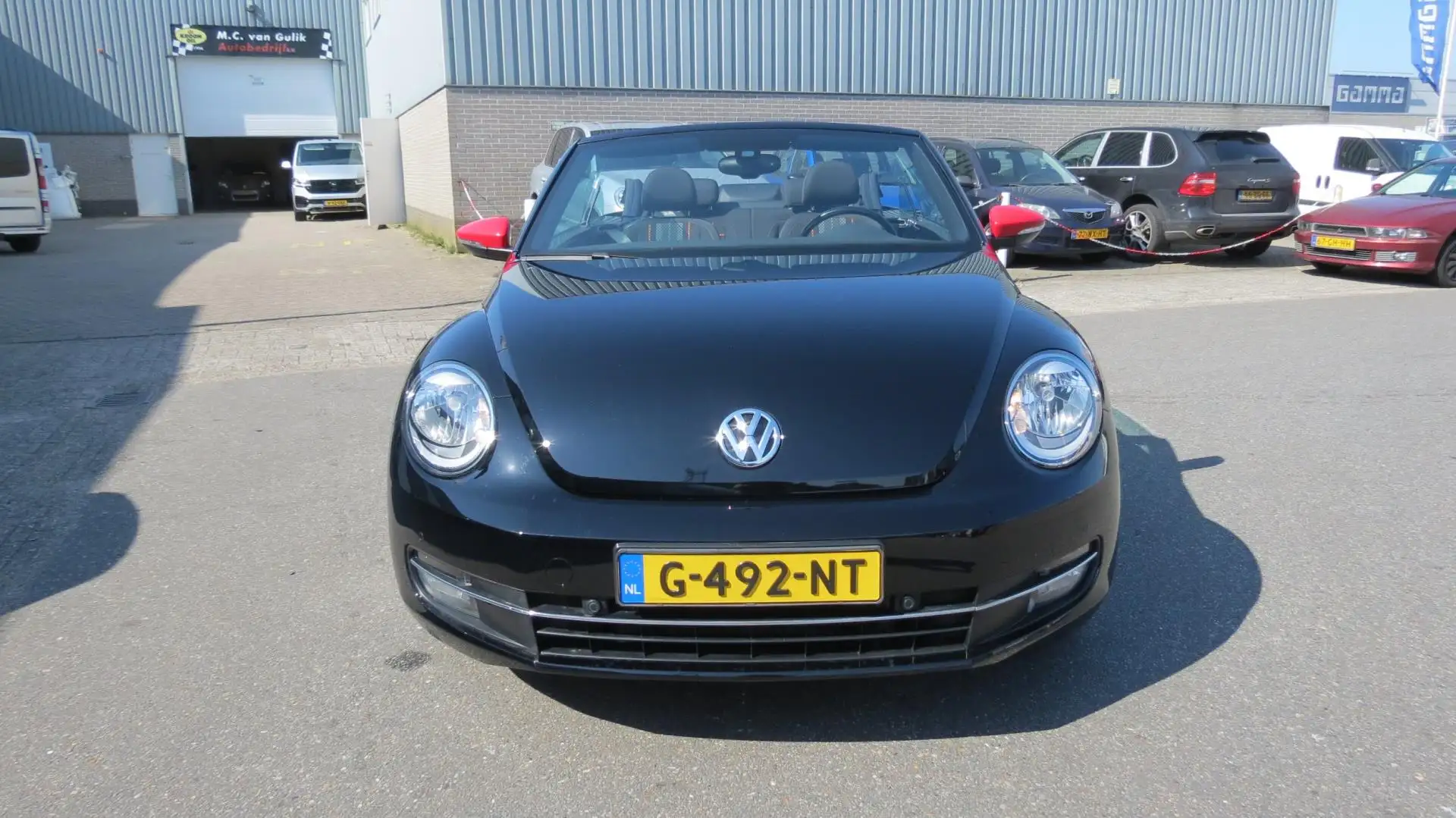 Volkswagen Beetle Cabriolet 1.2 TSI Design BlueMotion Zwart - 2