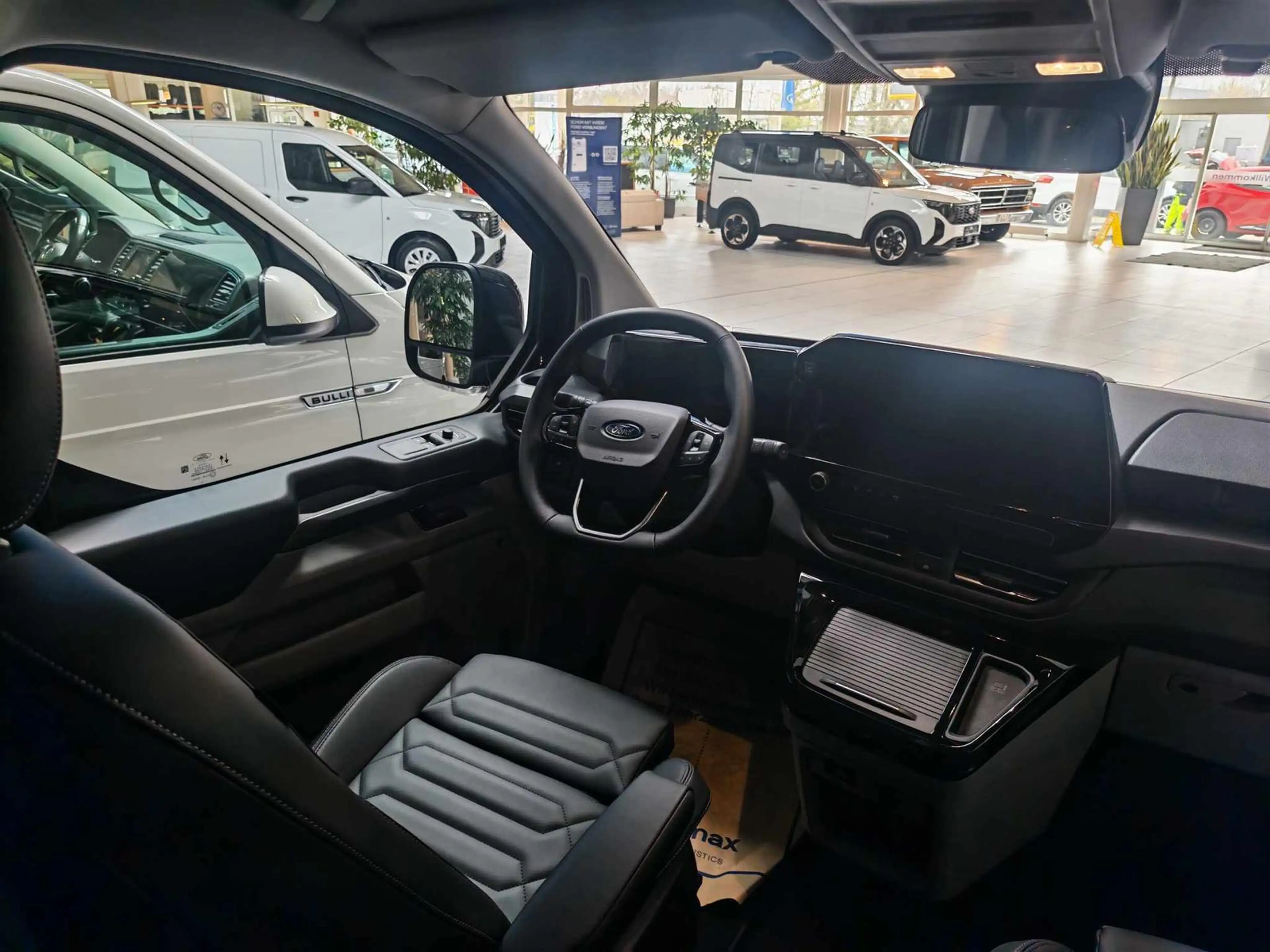 Ford Tourneo Custom L1 TiTANIUM X  LEDER AHK 360° iACC BLiS LED 5J.GAR — photo 12