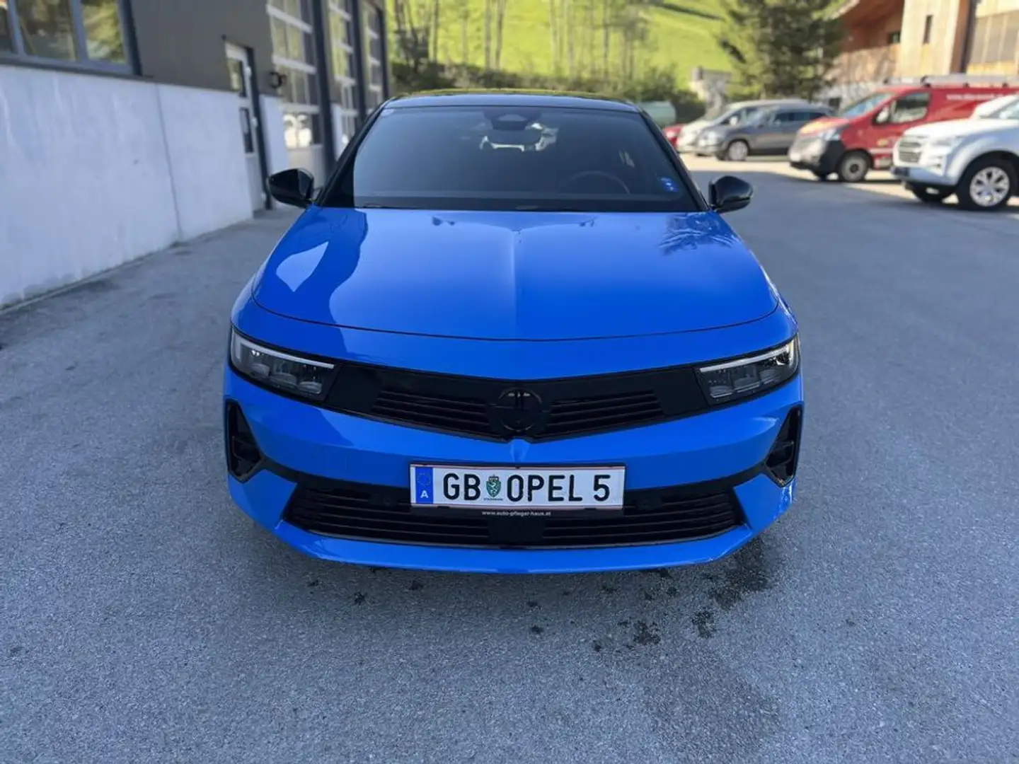 Opel Astra 1,2 Turbo GS Aut. Blau - 2