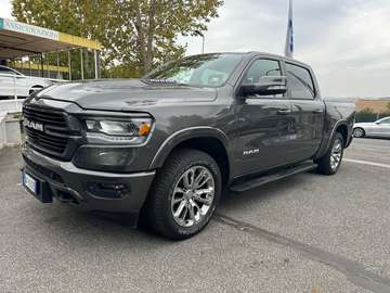 5.7 V8 Crew Cab MB LaRamie Gpl 395cv at8