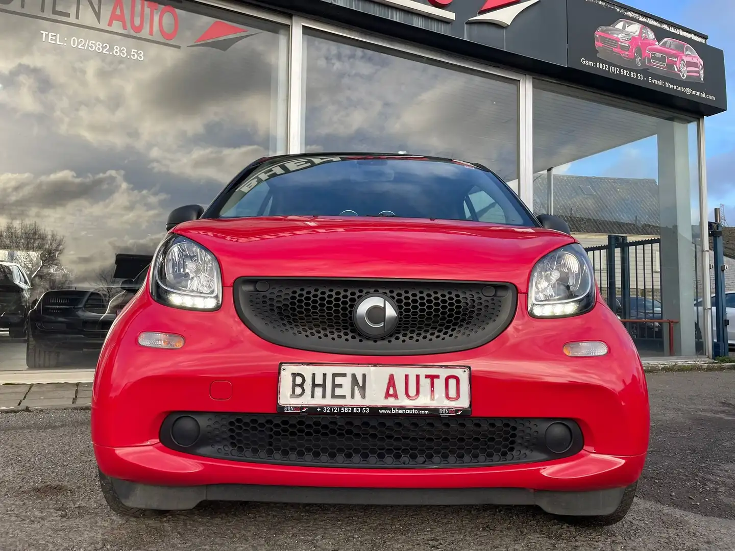 smart forTwo 1.0i Passion DCT / AUTOMATIC / AIRCO /TRES PROPRE Rood - 2