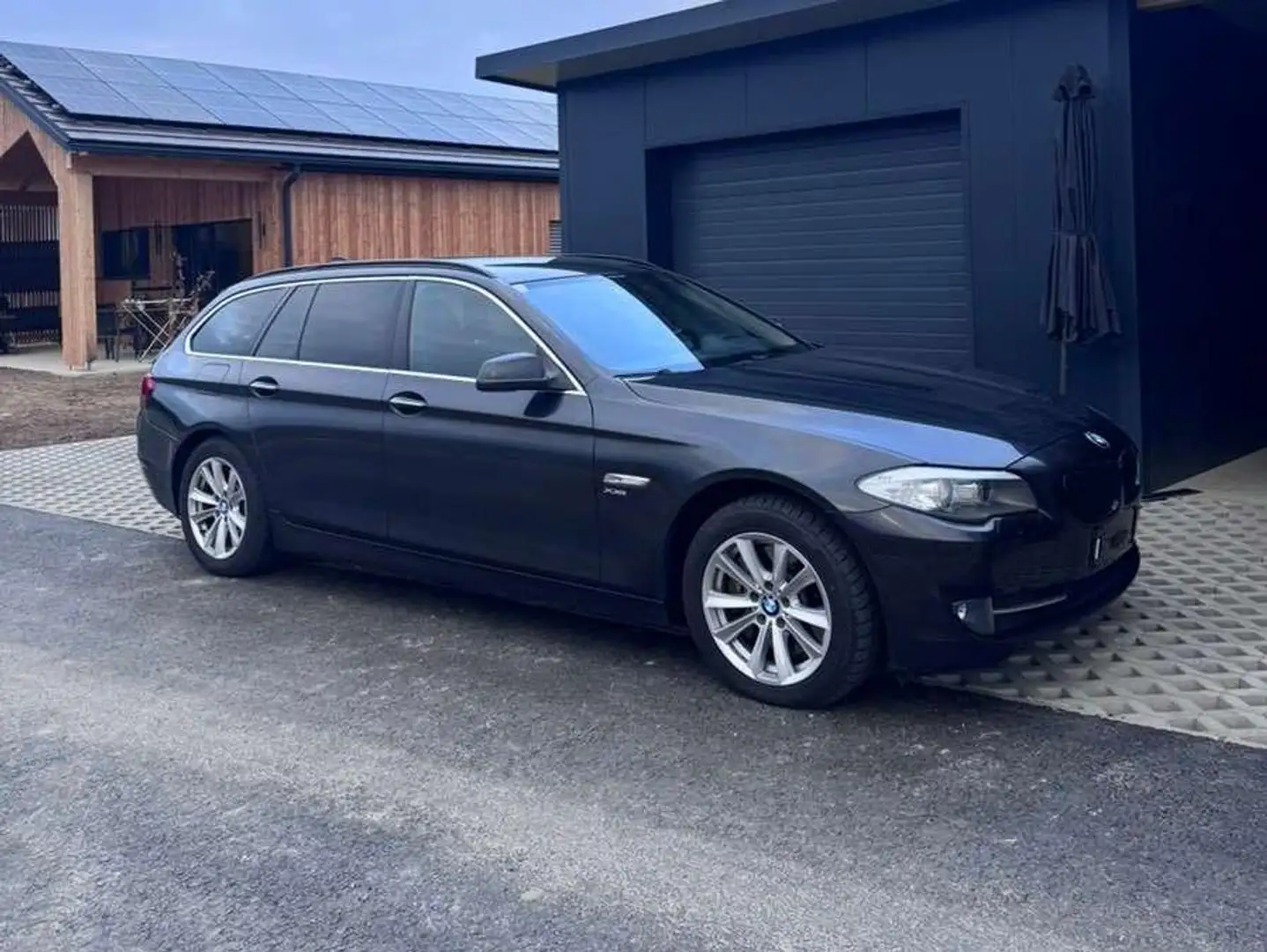 BMW 525 525d xDrive Touring Österreich-Paket Aut. Österreich-Paket Schwarz - 1